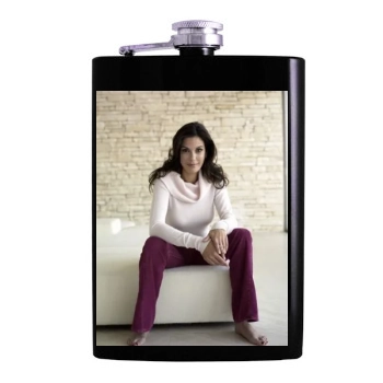 Teri Hatcher Hip Flask