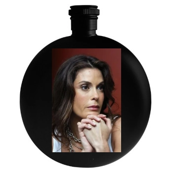 Teri Hatcher Round Flask