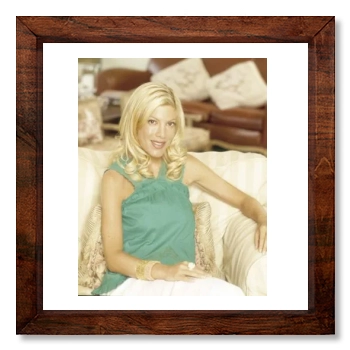 Tori Spelling 12x12