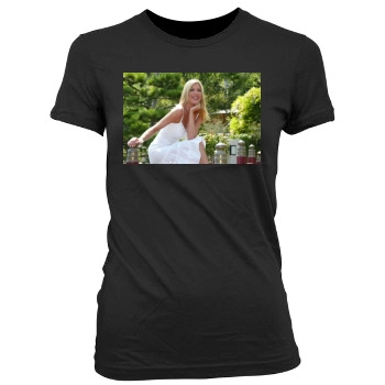 Tori Spelling Women's Junior Cut Crewneck T-Shirt