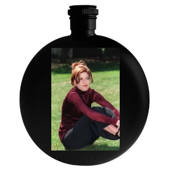 Tori Spelling Round Flask