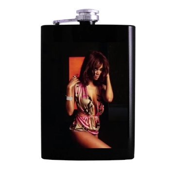 Tyra Banks Hip Flask