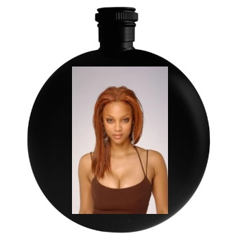 Tyra Banks Round Flask