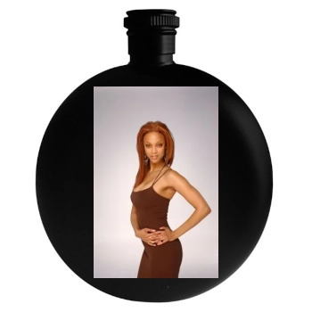 Tyra Banks Round Flask