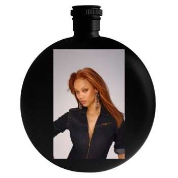 Tyra Banks Round Flask