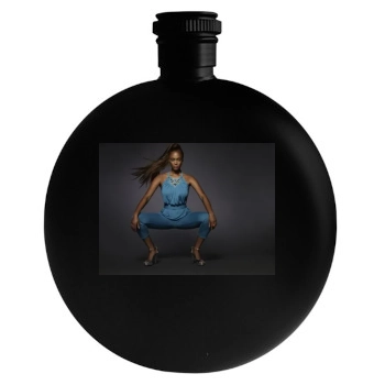 Tyra Banks Round Flask