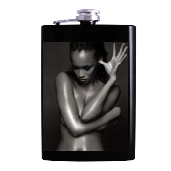 Tyra Banks Hip Flask