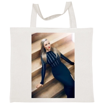 Amanda Seyfried Tote