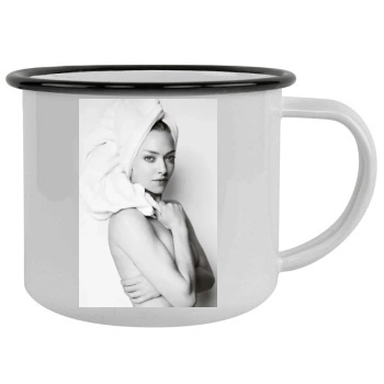 Amanda Seyfried Camping Mug