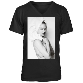 Amanda Seyfried Men's V-Neck T-Shirt