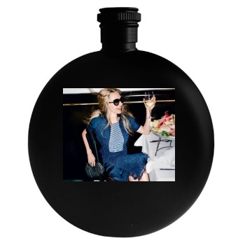 Amanda Seyfried Round Flask