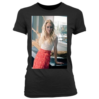 AnnaSophia Robb Women's Junior Cut Crewneck T-Shirt