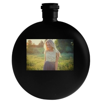 AnnaSophia Robb Round Flask