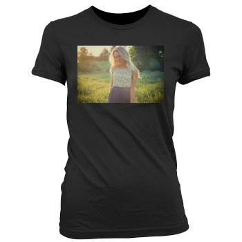 AnnaSophia Robb Women's Junior Cut Crewneck T-Shirt