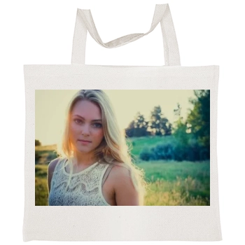 AnnaSophia Robb Tote