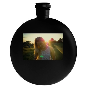 AnnaSophia Robb Round Flask