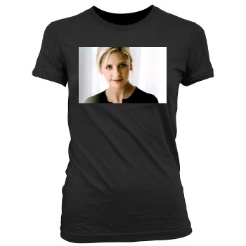 Sarah Michelle Gellar Women's Junior Cut Crewneck T-Shirt