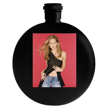 Sarah Michelle Gellar Round Flask