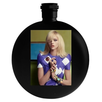 Sasha Pivovarova Round Flask