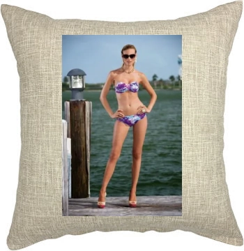 Fabiana Semprebom Pillow