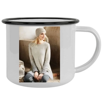 Fabiana Semprebom Camping Mug