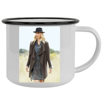 Fabiana Semprebom Camping Mug