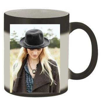 Fabiana Semprebom Color Changing Mug