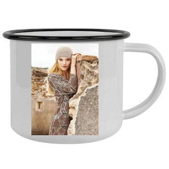 Fabiana Semprebom Camping Mug