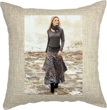 Fabiana Semprebom Pillow