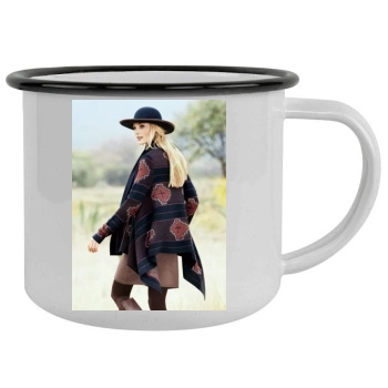 Fabiana Semprebom Camping Mug