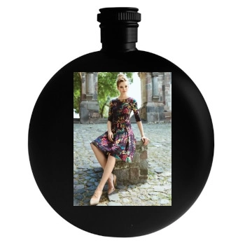 Fabiana Semprebom Round Flask