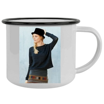 Fabiana Semprebom Camping Mug