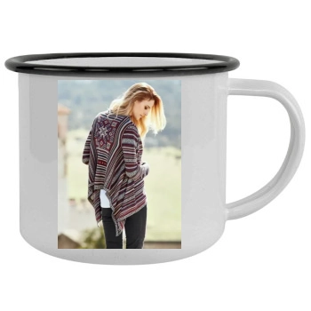 Fabiana Semprebom Camping Mug