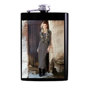 Fabiana Semprebom Hip Flask