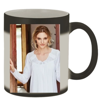 Fabiana Semprebom Color Changing Mug