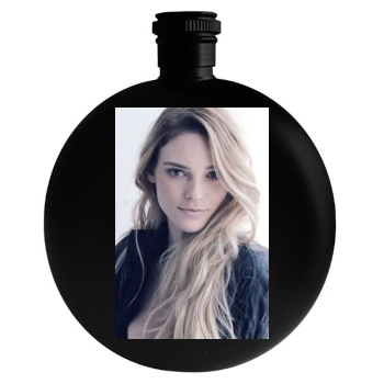 Fabiana Semprebom Round Flask