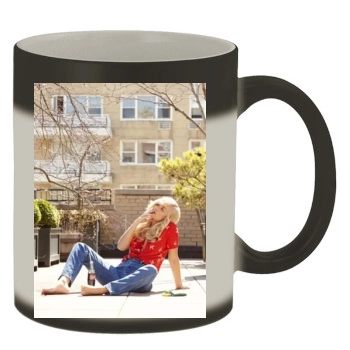 Farah Holt Color Changing Mug