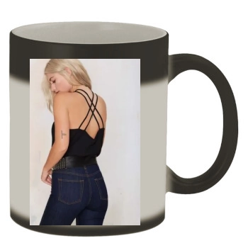 Farah Holt Color Changing Mug