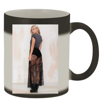 Farah Holt Color Changing Mug