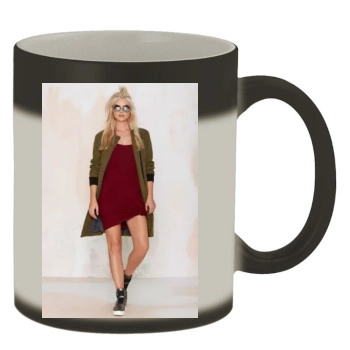 Farah Holt Color Changing Mug