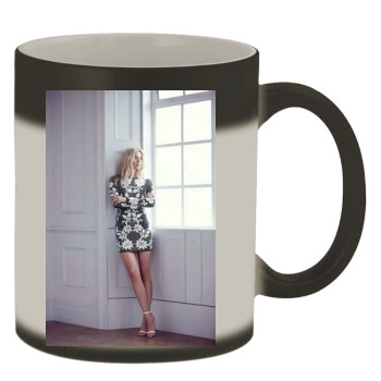 Farah Holt Color Changing Mug