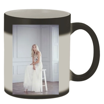 Farah Holt Color Changing Mug