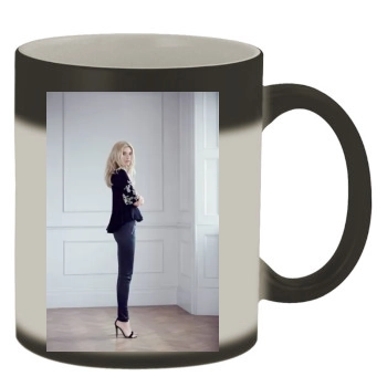 Farah Holt Color Changing Mug