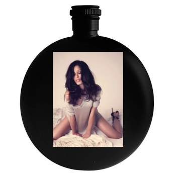 Freida Pinto Round Flask