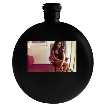 Freida Pinto Round Flask