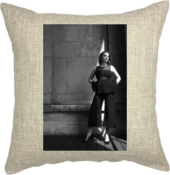 Hayley Atwell Pillow