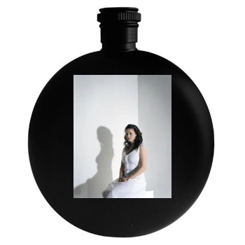 Hayley Atwell Round Flask