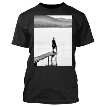 Elizabeth Debicki Men's TShirt