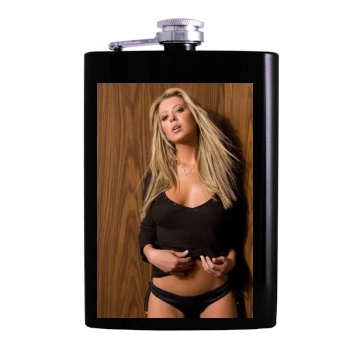 Tara Reid Hip Flask