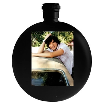 Tom Welling Round Flask